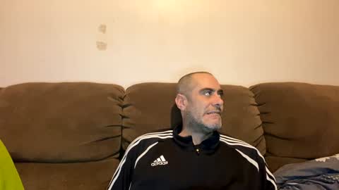 Snapshot of kyle67527 chatting on 2, 1, 2025 kyle67527 online show from 2, 1, 2025