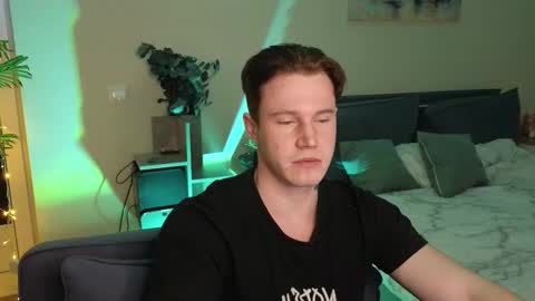 Kyle online show from 28, 2, 2025