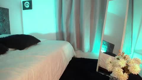 Kyle Cooper online show from 9, 1, 2025