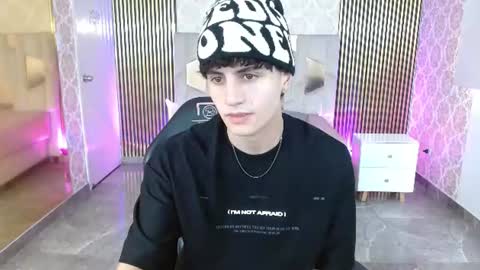 kyler_tay online show from 22, 6, 2026
