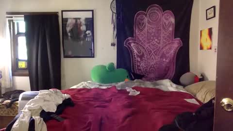 Kylianna online show from 9, 9, 2025