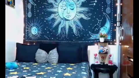 kylie online show from 8, 4, 2026