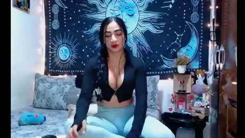 Snapshot of kylie_capricorn chatting on 23, 7, 2026 kylie online show from 23, 7, 2026