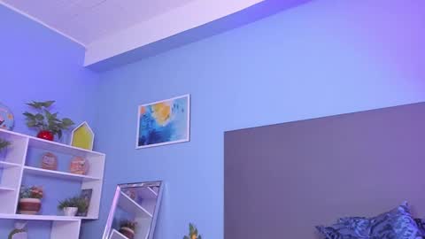 Kylie Reyes  online show from 9, 1, 2025