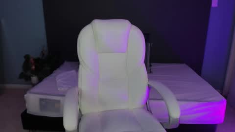 Kylie Reyes  online show from 22, 1, 2025