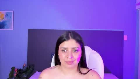 Kylie Reyes  online show from 29, 1, 2025