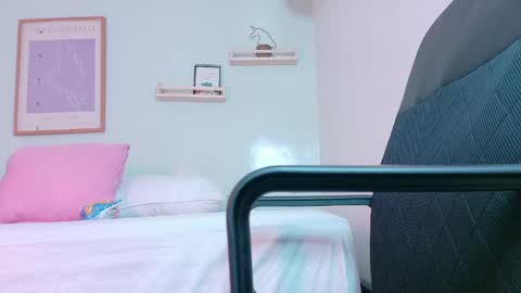 KYLIE  online show from 16, 4, 2026