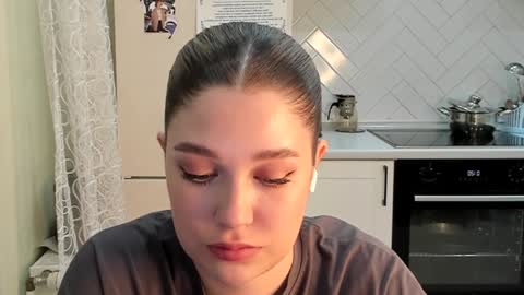 Snapshot of kylieblond chatting on 7, 1, 2025 Din online show from 7, 1, 2025