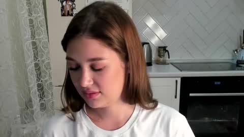 Snapshot of kylieblond chatting on 8, 10, 2025 Din online show from 8, 10, 2025