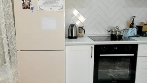 Snapshot of kylieblond chatting on 15, 11, 2025 Din online show from 15, 11, 2025