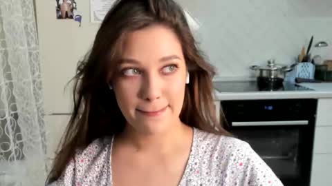 Snapshot of kylieblond chatting on 6, 1, 2026 Din online show from 6, 1, 2026