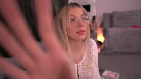 Kylie online show from 9, 11, 2025