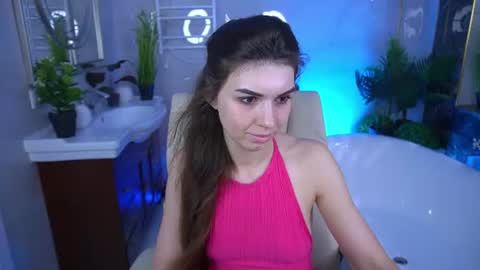 Nicole online show from 25, 6, 2026