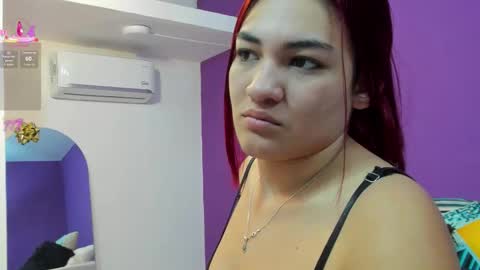 Snapshot of kyliiebaker chatting on 6, 3, 2026 Kylie online show from 6, 3, 2026