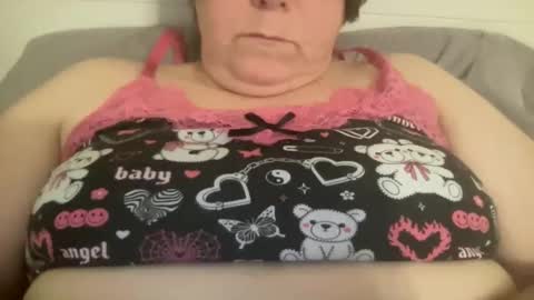 Snapshot of kylorencat chatting on 25, 12, 2024 KYLO online show from 25, 12, 2024