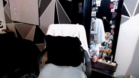 Snapshot of l0lavelvet chatting on 11, 6, 2026 l0lavelvet online show from 11, 6, 2026