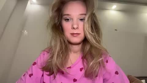 Snapshot of l1n4luv chatting on 2, 5, 2026 lina online show from 2, 5, 2026