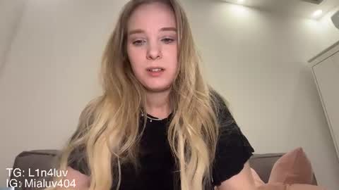 Snapshot of l1n4luv chatting on 8, 7, 2026 lina online show from 8, 7, 2026