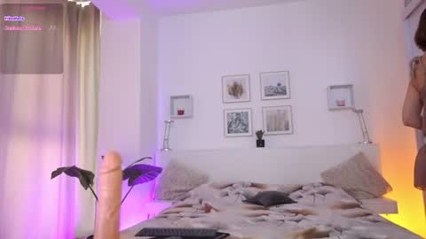 Snapshot of l1ttle_kiki chatting on 25, 6, 2026 Viktoria White online show from 25, 6, 2026