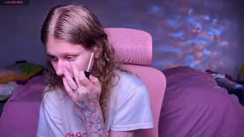 Snapshot of l1ttlekiki chatting on 30, 7, 2026 Sara online show from 30, 7, 2026