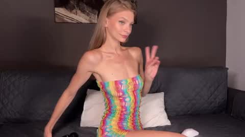 Snapshot of l_0l chatting on 17, 7, 2026 Julie online show from 17, 7, 2026