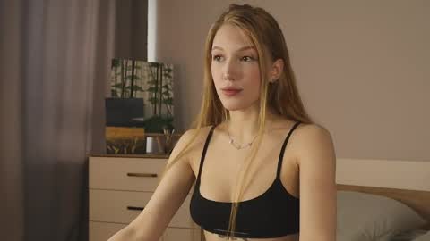 Snapshot of la_belle_ chatting on 18, 4, 2026 Alice online show from 18, 4, 2026