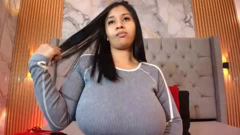Snapshot of la_indiia chatting on 6, 5, 2026 la_indiia online show from 6, 5, 2026
