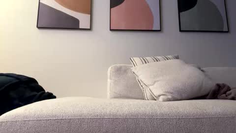 labaemaerijae online show from 20, 3, 2026