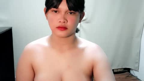 labanderaxxx online show from 25, 2, 2026