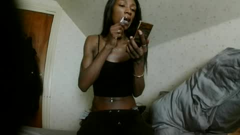 Snapshot of labellanicholexx chatting on 31, 7, 2026 Bella online show from 31, 7, 2026