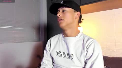 labrinthteasing online show from 5, 3, 2026