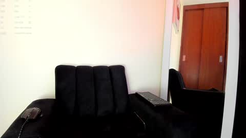 lace_victoria online show from 9, 1, 2025