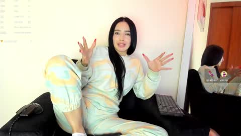 lace_victoria online show from 10, 1, 2025