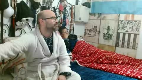 lachicadeldiablo online show from 4, 2, 2026