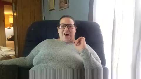 Snapshot of laddybuggie27 chatting on 8, 2, 2025 Laddybuggie27 online show from 8, 2, 2025