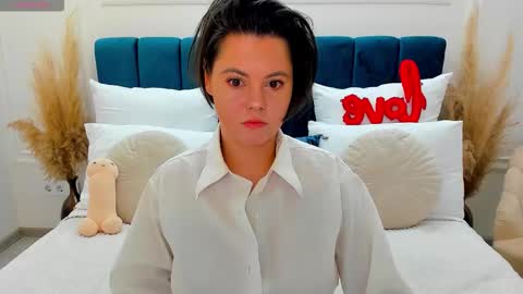 Snapshot of lady_alibi chatting on 17, 2, 2026 AliCooper online show from 17, 2, 2026