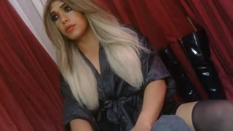 Snapshot of lady_athenax chatting on 13, 7, 2026 Athena online show from 13, 7, 2026