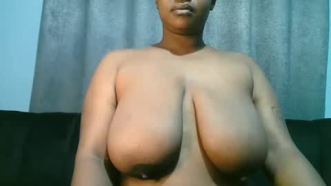 Snapshot of lady_dearra chatting on 31, 5, 2026 lady_dearra online show from 31, 5, 2026