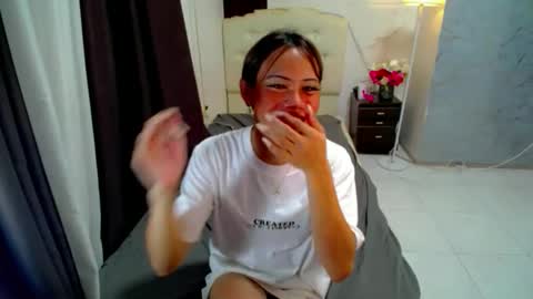 Snapshot of lady_finger69 chatting on 4, 3, 2026 Mich Relator online show from 4, 3, 2026