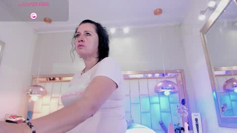 Snapshot of lady_hellen chatting on 28, 2, 2026 online show from 28, 2, 2026