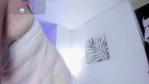 Snapshot of lady_hellen chatting on 30, 6, 2026 online show from 30, 6, 2026