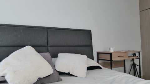 Snapshot of lady_ni chatting on 18, 1, 2026 700 1300 -5 online show from 18, 1, 2026