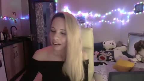 lady_smile69 online show from 13, 1, 2026