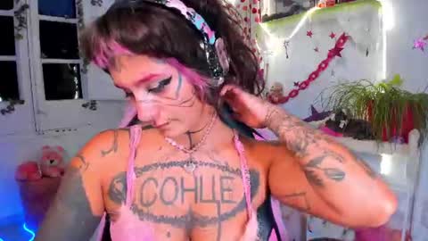 Mia online show from 27, 7, 2026