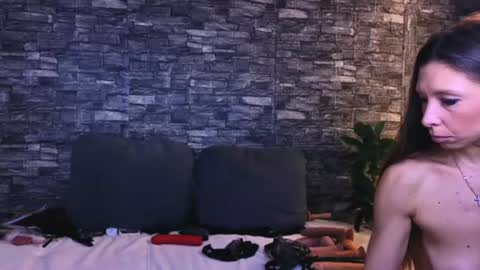 Jenny online show from 15, 6, 2026