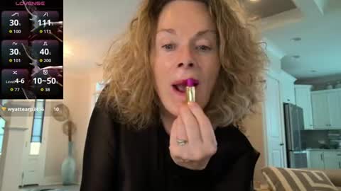 Snapshot of ladybabs chatting on 19, 6, 2026 Ladybabs online show from 19, 6, 2026