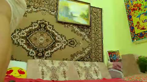 Snapshot of ladybigsmile chatting on 7, 7, 2026 Sima Ladybigsmile online show from 7, 7, 2026
