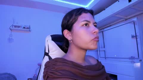 Snapshot of ladybrown_16 chatting on 29, 4, 2026 Lady online show from 29, 4, 2026