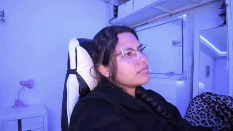 Snapshot of ladybrown_16 chatting on 9, 5, 2026 Lady online show from 9, 5, 2026