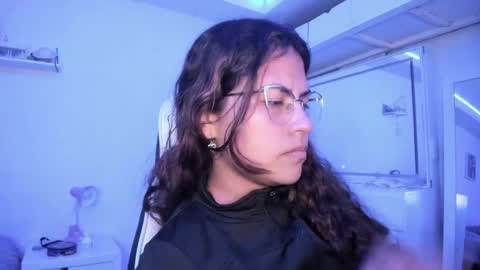 Snapshot of ladybrown_16 chatting on 22, 5, 2026 Lady online show from 22, 5, 2026